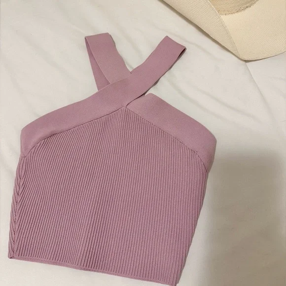 BABATON | Lilac Sculpted Knit Cross Cropped Tank - Picture 1 of 2